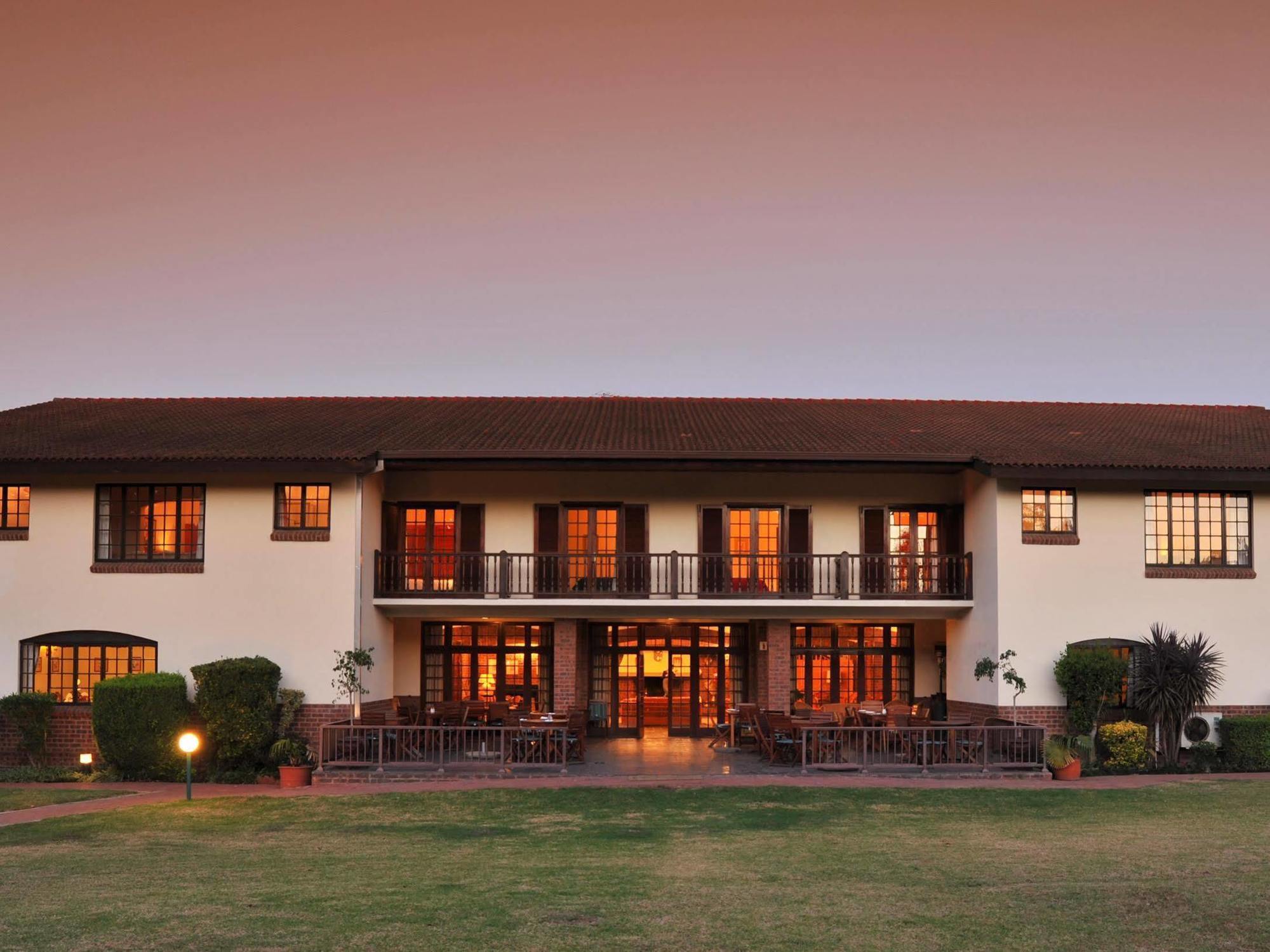 Wartburger Hof Hotel Midlands Exterior photo